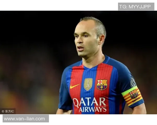 现役足球明星英文名字大全及其在球场上的辉煌成就分析